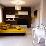 Almi فندق مبيت وإفطار 3*