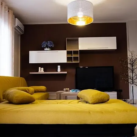 Almi Bed & Breakfast *